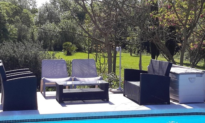 Sales de Llierca Villa | Villa "Idyllic guest wing of villa" con piscina, jardín, terraza, aire acondicionado y Wi-Fi
