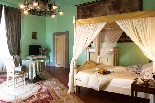 San Casciano in Val di Pesa Hotel | Villa Il Fedino
