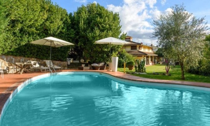 Terranuova Bracciolini Casa | Villa Il Guscio by Interhome