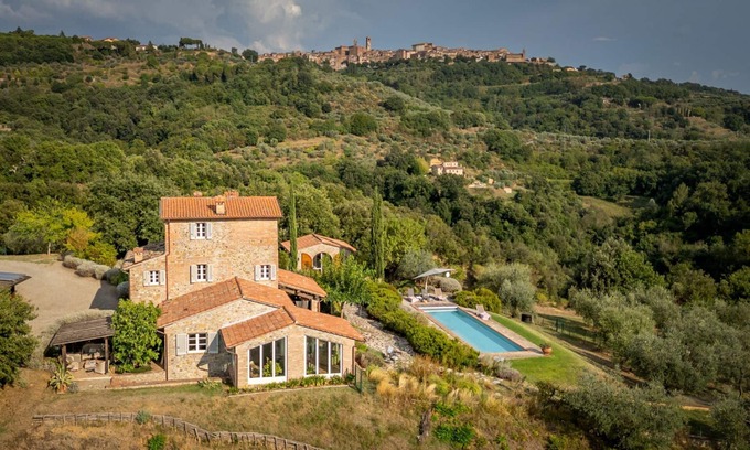 Citta della Pieve Villa | Villa in Città Della Pieve with 4 bedrooms sleeps 8