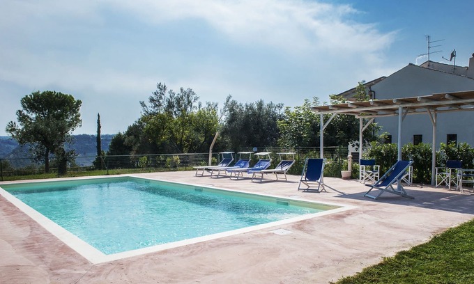 Cupra Marittima Villa | Villa en Cupra Marittima con 5 habitaciones, capacidad 10