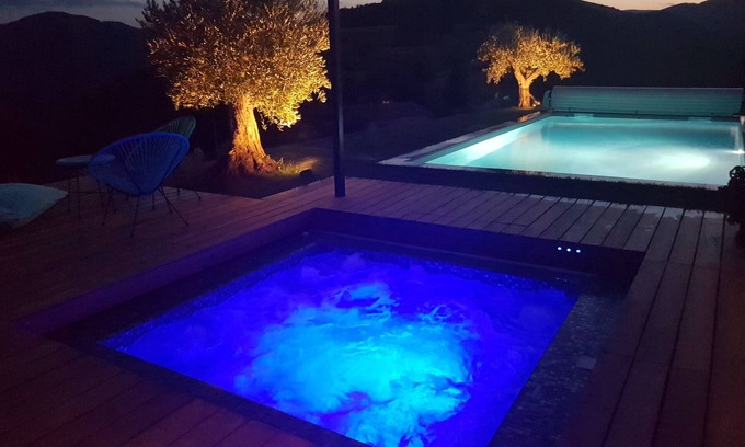 Saint-Etienne-de-Serre Villa | Villa in the heart of the mountains