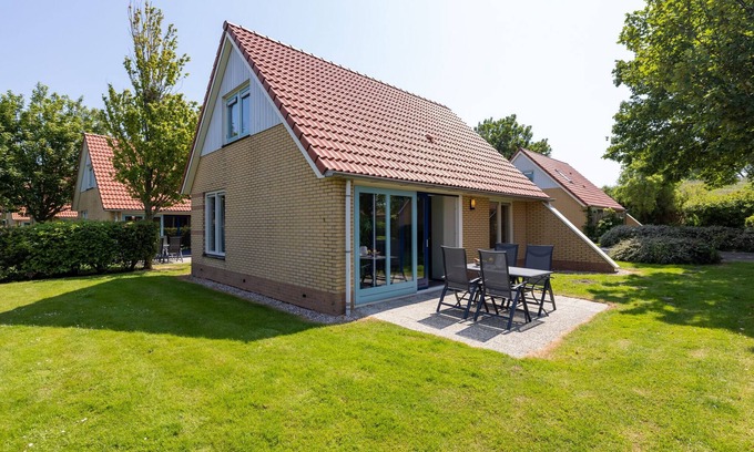 Andijk Casa | Villa en Frisia con jardín junto al agua