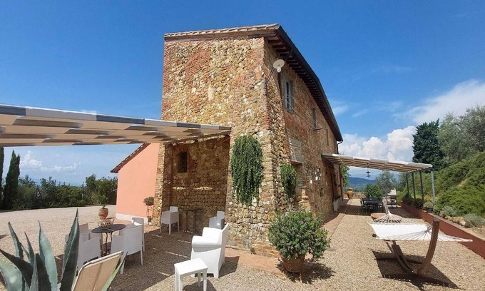 Montelupo Fiorentino Casa | Villa en Montelupo con Piscina Privada