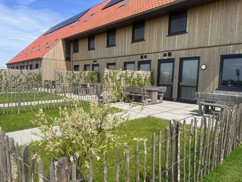 Leons Casa | Villa in Leons with Sloop Rentals