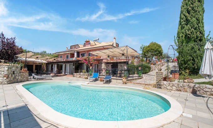Monterotondo Villa | Villa en Monterotondo con Piscina y Vistas