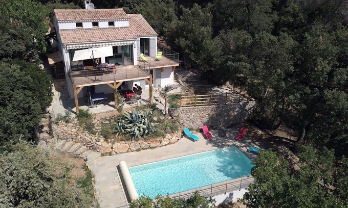 Bagnols-en-Foret Casa | Villa en paz entre mar y montaña