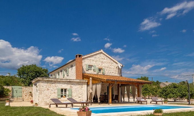 Slivnica Villa | Estancia tranquila en la belleza de Vir
