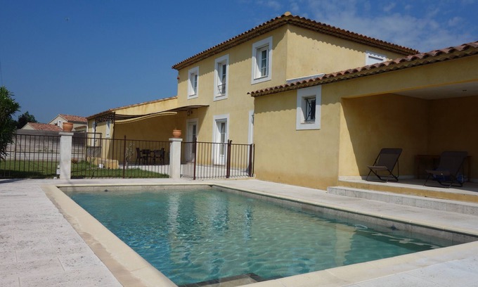 Senas Villa | Casa Provenza-Luberon-Alpilles