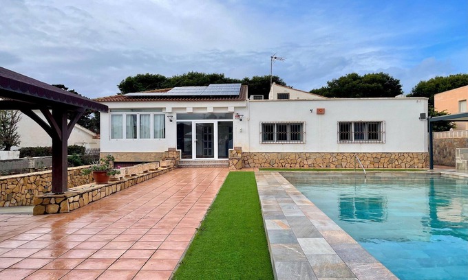 Roquetas de Mar Villa | Villa en Roquetas cerca de Playa y Piscina