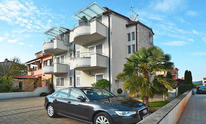 Rovinj Apartamento | Villa in Rovinj near Beach & Old Town