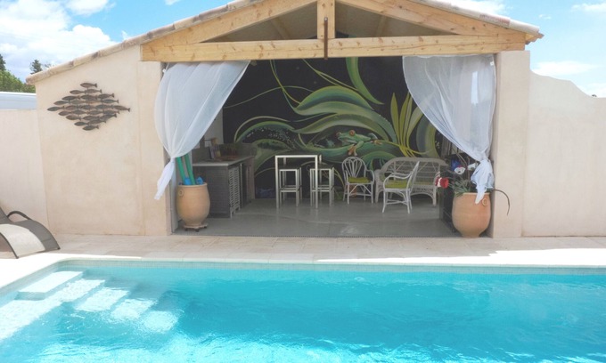 Bize-Minervois Villa | villa en el campo con jardín, terrazas, piscina privada, aire acondicionado