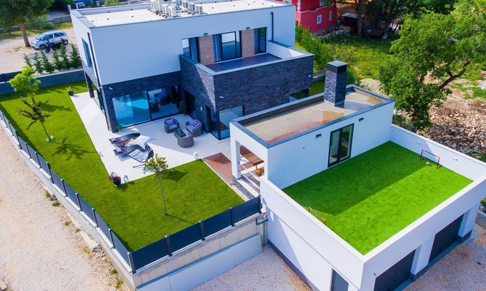 Dugopolje Villa | VILLA INFINITY- luxury residence near SPLIT