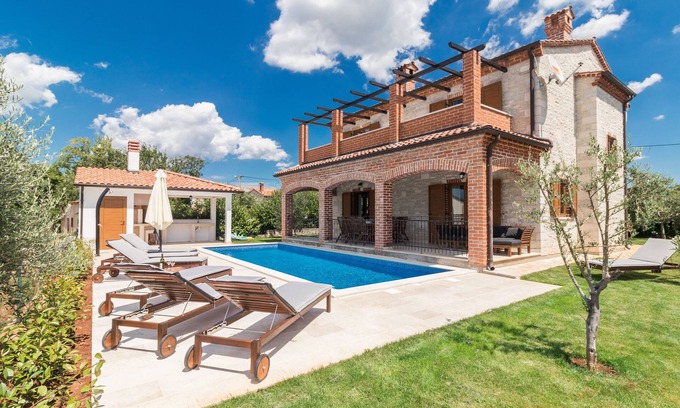 Stifanici Villa | Villa Ingrid con piscina grande cerca de Porec
