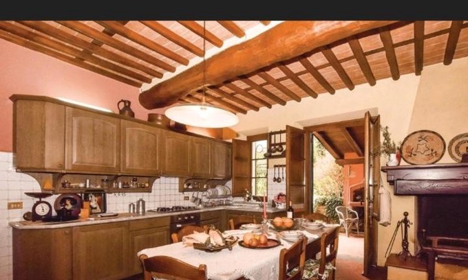 Vorno Cama Y Desayuno | Villa Iolanda Vorno Lucca