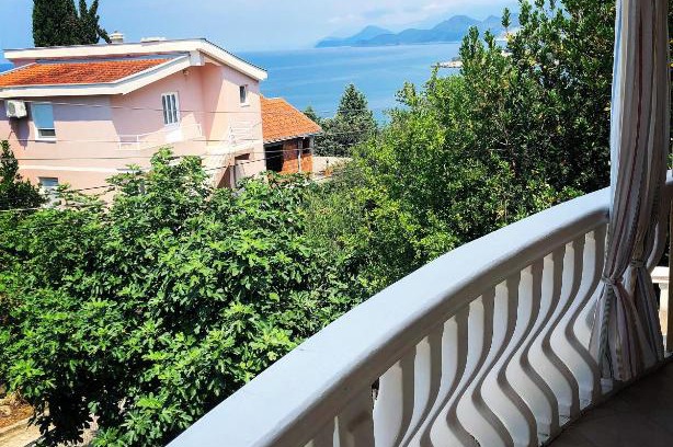 Utjeha Complejo | Villa Irina