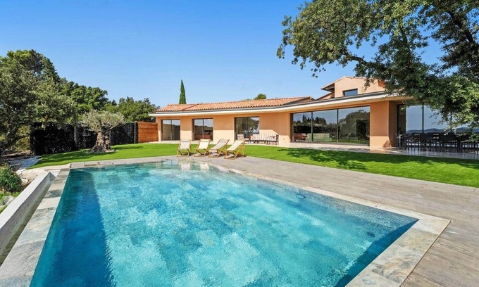 Rochefort-du-Gard Casa | Villa Isahey, Luxury in Provence.