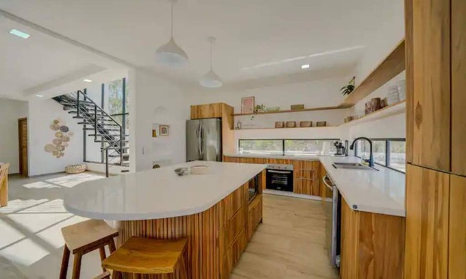Playa Avellanas Casa | Villa Isla Mares, 800 mts to the beach