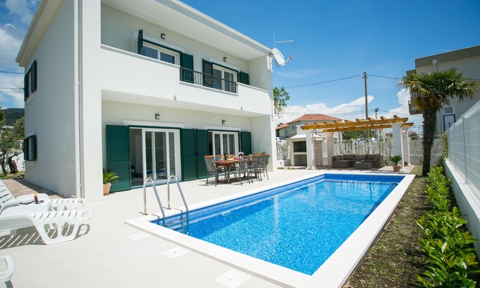 Seget Donji Villa | Villa Iva con piscina