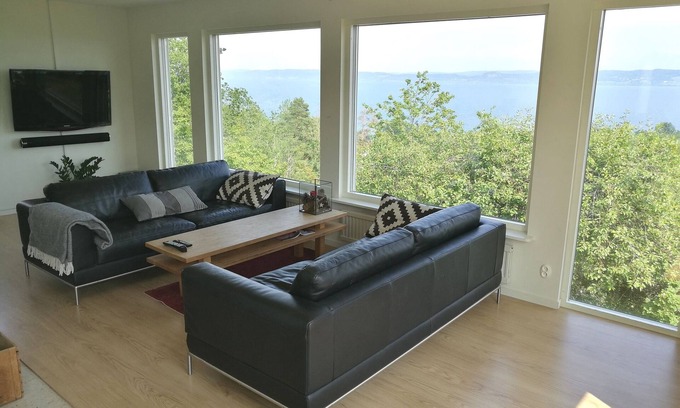 Bankeryd Villa | ¡Villa Jönköping, vista impresionante sobre el lago Vättern!