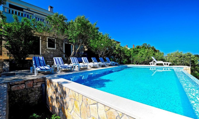 Maslinica Villa | Villa Jadranka Beachfront & Pool
