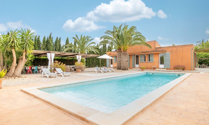 Es Palmer Villa | Villa 'Jara' con piscina privada, terraza y Wi-Fi