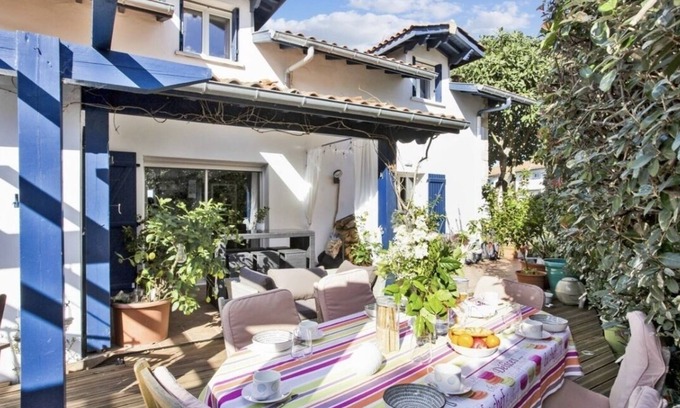 Ciboure Casa | Villa Jardin et Terrasses vue mer 10 Personnes à Ciboure 10 mn st Jean de Luz