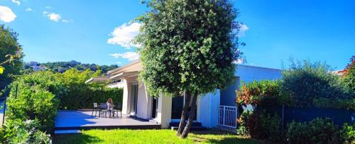 Poggio-Mezzana Villa | Villa Jardins de la Mer