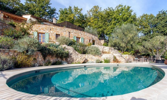 Chateauneuf-Grasse Villa | Villa Jolie - Cuatro Habitaciones Villa, Capacidad 8