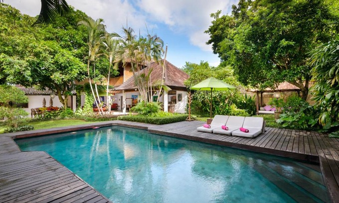 Dyanapura Hotel | Villa Jumah