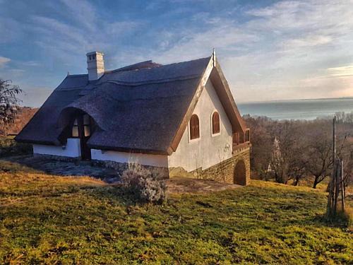 Tihany Casa | Villa Kőrózsa Vendégház Tihany