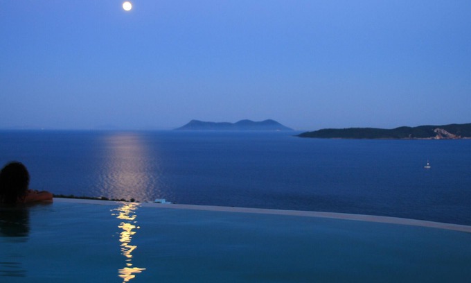 Sivota Villa | Villa Katsika es el encanto y una de las vistas al mar m����s hermosas de la isla.