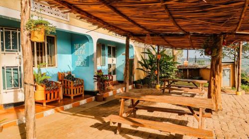 Masaka Casa | Villa Katwe