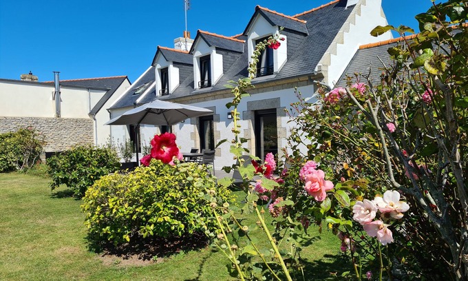 Plobannalec-Lesconil Casa | Villa Kerlano - 4-star furnished holiday home
