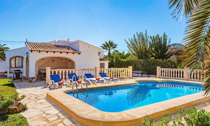 Costa Nova Villa | Villa Kerry by Villa Plus