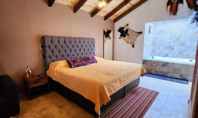 Huasca de Ocampo Cabina | Villa Kiowa by Natut Huasca
