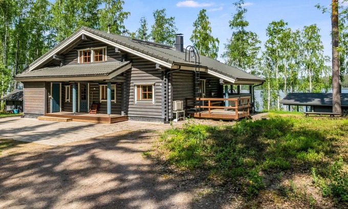 Tiainen Casa | Villa kotikoivu by Interhome