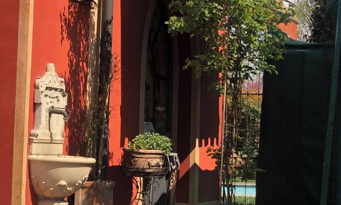 Borgo San Giacomo Cama Y Desayuno | Villa la Canonica B&B with double room and private bathroom