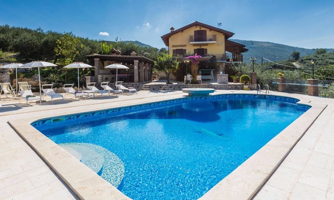 Sonnino Villa | Villa La Casetta con piscina privada a sólo 20 minutos de las playas de Terracina