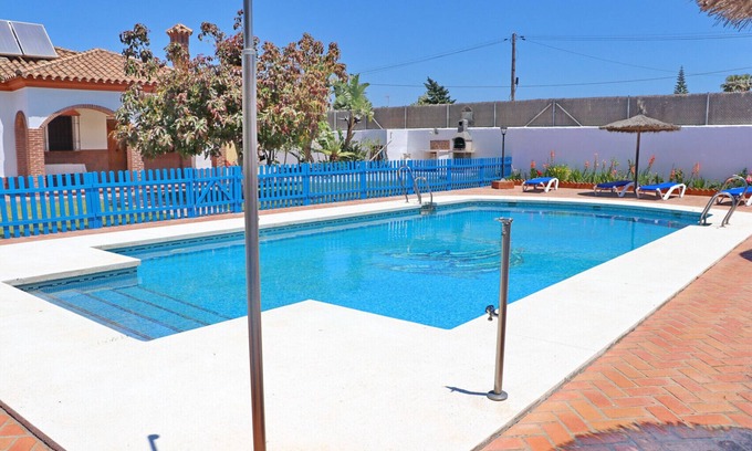 Conil de la Frontera Chalet De Esquí | Chalet La Florida, piscina comunitaria