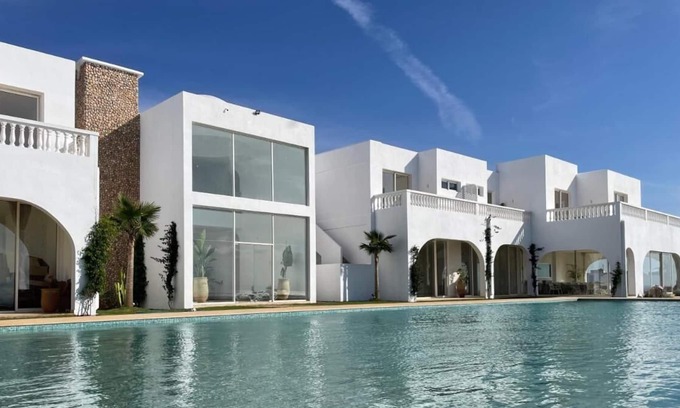 Ayir Casa | Villa La Falaise