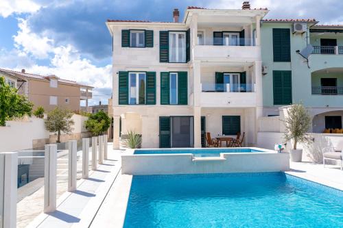 Sumartin Apartamento | Villa La Familia