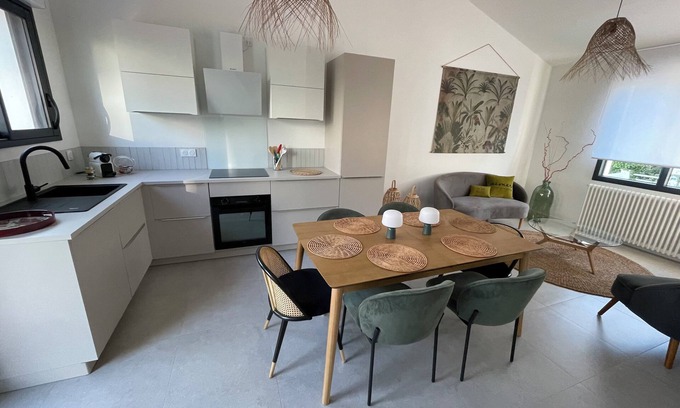 Jard-sur-Mer Casa | "Villa la plage" Renovated family villa in a quiet location 2 minutes' walk from the beach