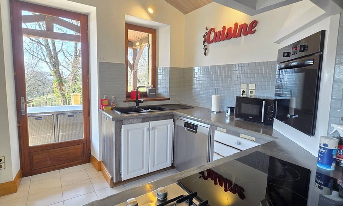 Sarlat-la-Caneda Villa | Villa La Poujade 8 pers Piscine Chauffée Sarlat