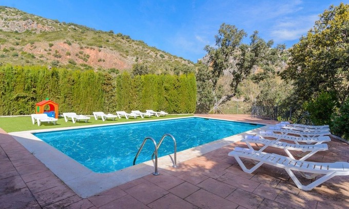 Priego de Córdoba Villa | Villa la Quinta Priego de Córdoba by Ruralidays