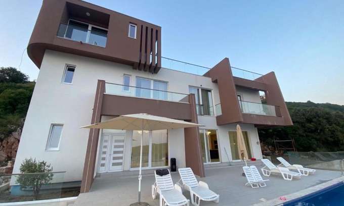 Bar Villa | Villa La Reina