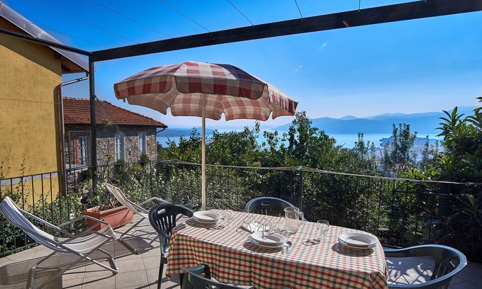 Arizzano Casa | Villa La Terrazza