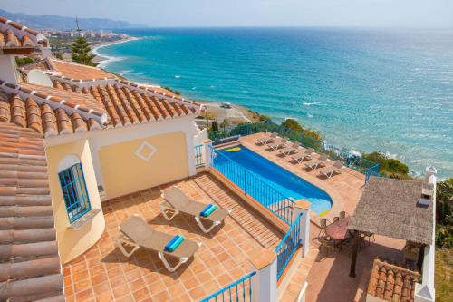 Urbanización Ladera del Mar Villa | Villa Ladera Mar by Villa Plus