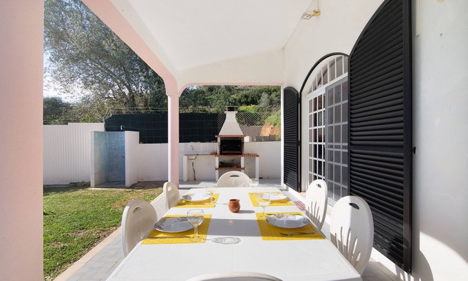 Lagos e Relvas Villa | Villa 'Lagos E Relvas' con vistas a la montaña, Wi-Fi y aire acondicionado