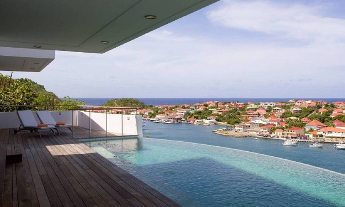 Gustavia Industrial Zone Villa | Villa Lam by Fantasia Villas